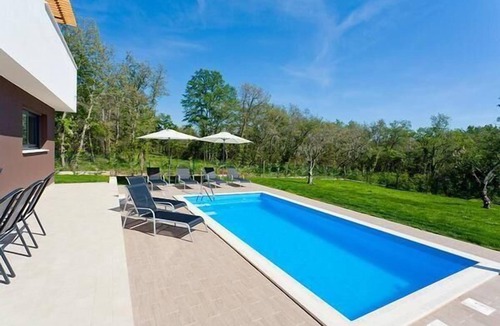 Karigador House | Amaris Villas
