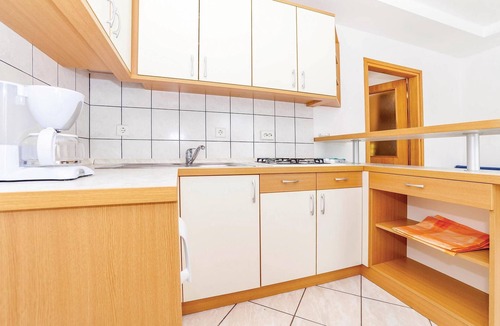 Grizane Apartment | Amazing apartment in Grizane with swimming pool
