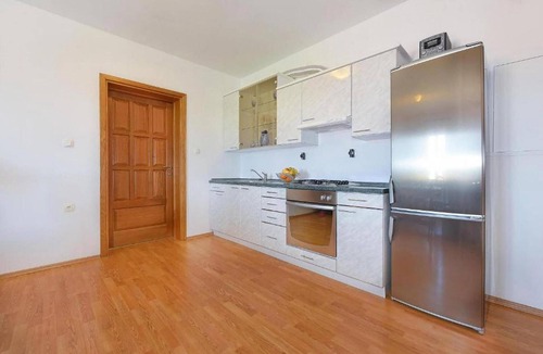 Skradin Apartment | Amazing apartment in Dubravice with WiFi