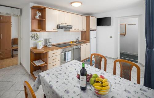Zambratija Apartment | Amazing Apartment In Zambratija With Wifi