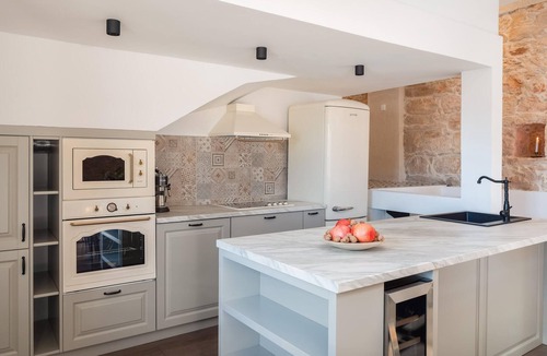 Sibenik House | Amazing home in Dubrava kod Sibenika