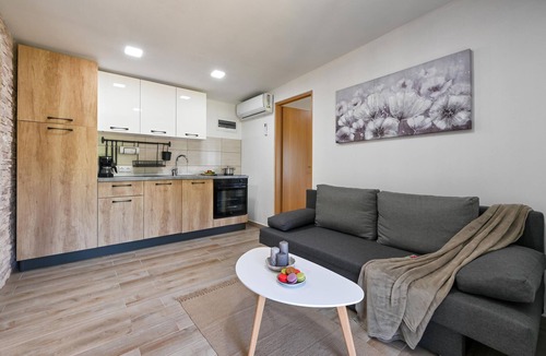 Ludbreg House | Amazing home in Vinogradi Ludbreski with sauna
