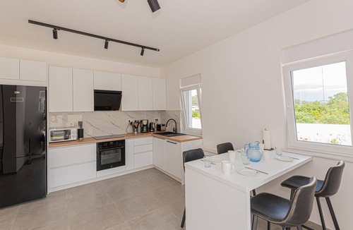 Bilice House | Amazing home in Bilice