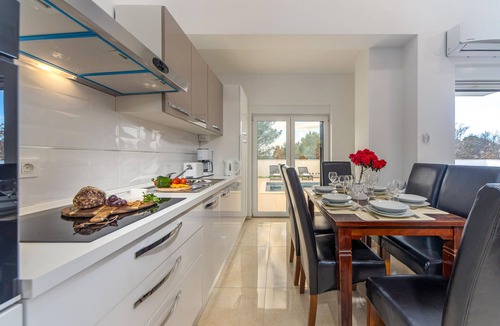 Bilice House | Amazing home in Bilice with private swimming pool, can be inside or outside