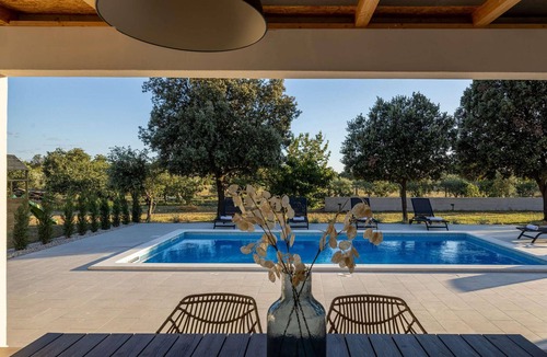 Brisevo House | Amazing home in Brisevo
