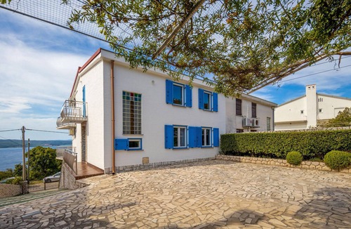Crikvenica House | Amazing home in Dramalj