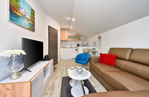 Dugo Selo House | Amazing home in Dugo Selo