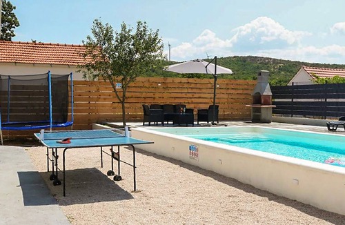 Municipality of Klis House | Amazing home in Dugobabe