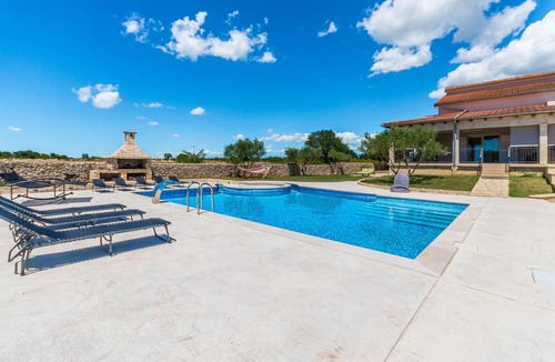 Sveti Filip i Jakov House | Amazing home in Gornje Rastane