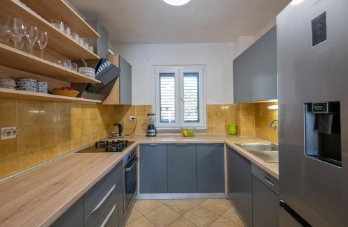 Donji Prolozac House | Amazing home in Prolozac Donji