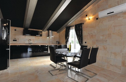 Kastel Stari House | Amazing home in Kastel Stari