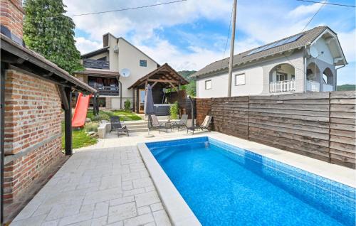 Kalnik House | Amazing Home In Kalnik With Sauna