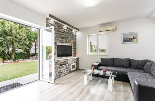 Rudine House | Amazing home in Kastel Novi
