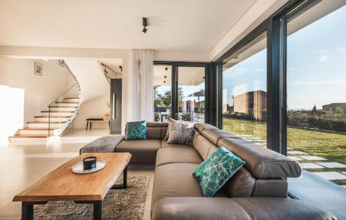 Kastelir House | Amazing Home In Kastelir With Sauna