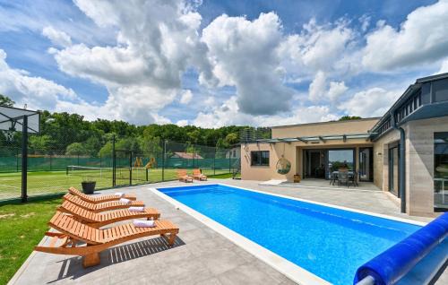 Koprivnica House | Amazing Home In Koprivnica With Sauna