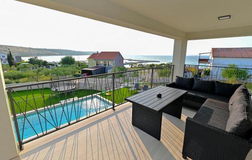 Ljubac House | Amazing Home In Ljubac