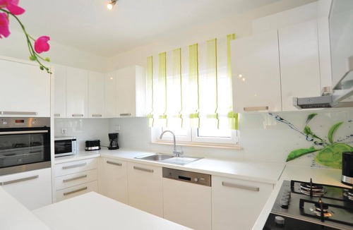 Pakostane House | Amazing home in Pakostane