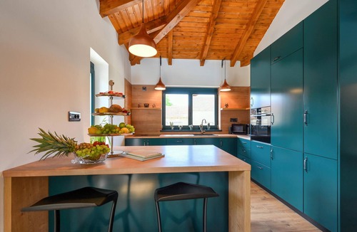 Puscine House | Amazing home in Puscine with sauna