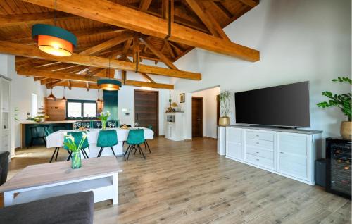 Puscine House | Amazing Home In Puscine With Sauna
