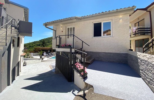 Rukavac House | Amazing home in Rukavac