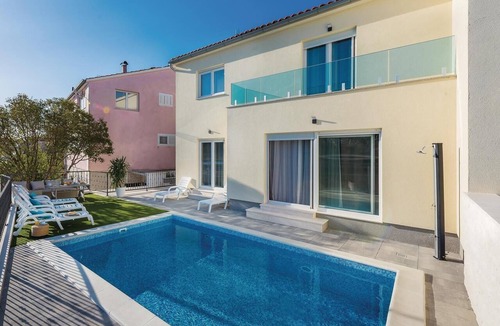 Sibenik House | Amazing home in Sibenik