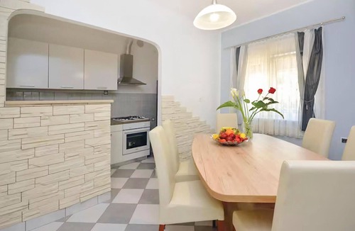 Split House | Amazing home in Split with private swimming pool, can be inside or outside
