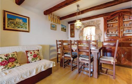 Cres House | Amazing Home In Vidovici With House Sea View