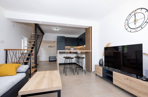 Sveti Ivan Zelina House | Amazing home in Zadrkovec