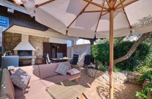 Martinscica Apartment | Amazing house, 20 m from the beach, 80 m2