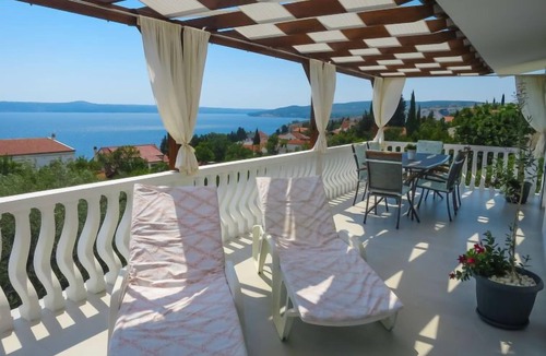 Maslenica Apartment | Andrijana by Interhome