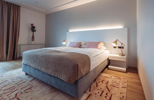 Sesvete Hotel | Antunović Hotel East