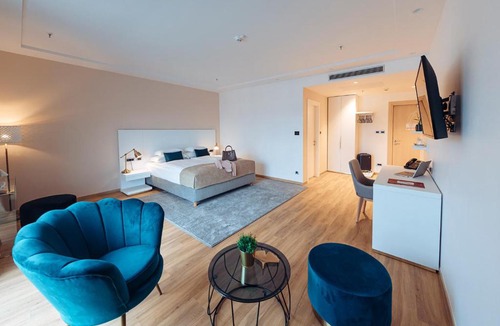 Sesvete Hotel | Antunović Hotel East