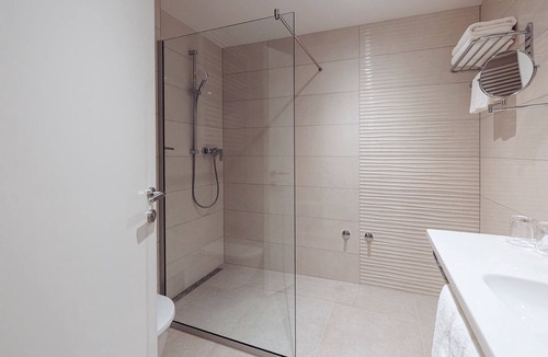 Sesvete Hotel | Antunovic Hotel East