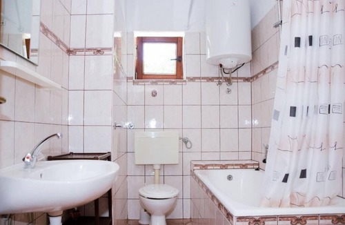 Sibinj Krmpotski Apartment | Apartments Sanja (67941-A1) - Klenovica (Novi Vinodolski)