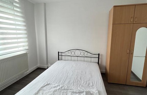 Roman Apartment | Apartament 2 camere ultracentral