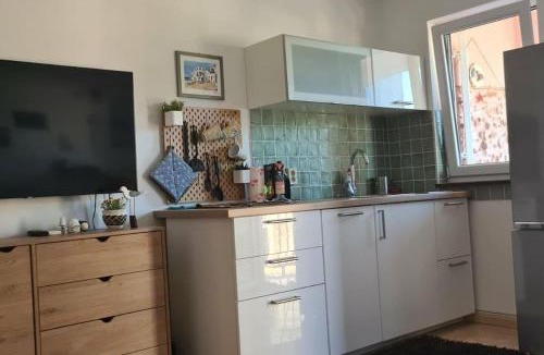 Karigador Apartment | Apartament REMCA w/private yard + PARKING