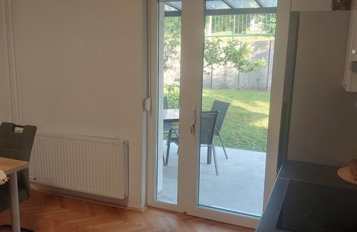 Crnomelj Apartment | Apartma Crnomelj, comfortable 2-bedroom apartment with AC in Črnomelj