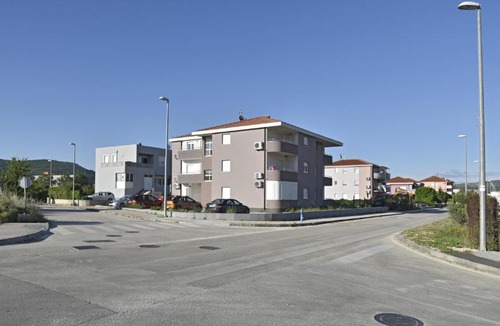 Dugopolje Apartment | Apartman Badi