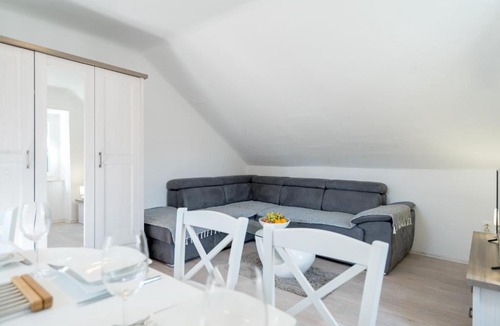 Split Apartment | Apartman Boki