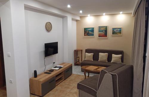Konjic Apartment | Apartman Boračko jezero LOTUS