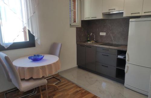 Cres Apartment | Apartman Budimir1