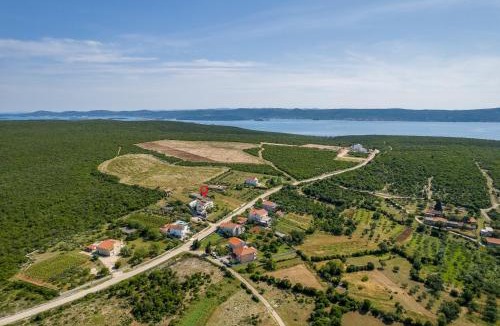 Donje Rastane Apartment | Apartman David s bazenom i jakuzijem