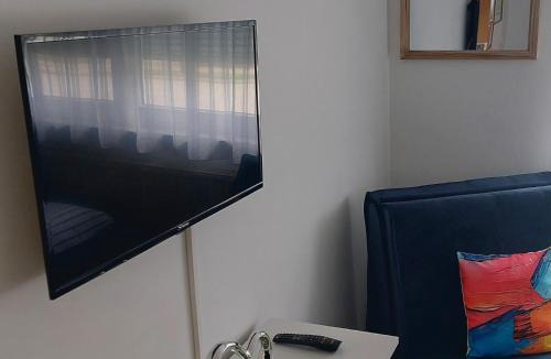 Zupanja Apartment | Apartman EXCELLENT - Kuća za odmor u Županji -natkriveno parkirno mjesto