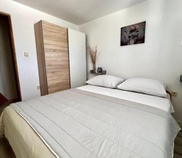 Poljica Apartment | Apartman Leni