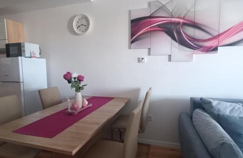 Velika Gorica Apartment | Apartman LEO