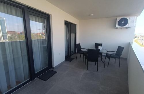 Velika Gorica Apartment | Apartman LEO