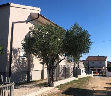 Turanj Apartment | Apartman Lorna