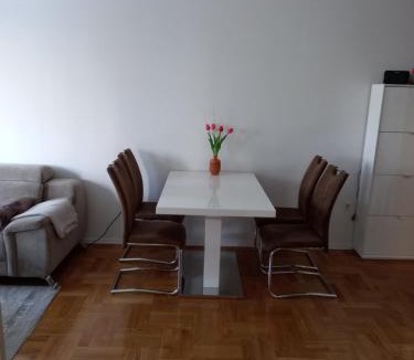 Novi Zagreb Apartment | APARTMAN MARIO - ARENA ZAGREB