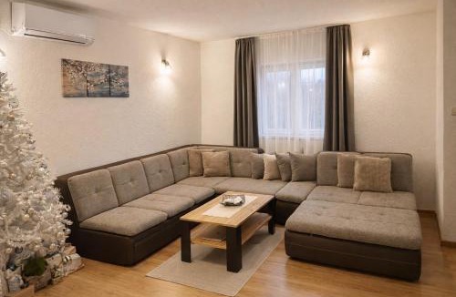 Golubic Apartment | Apartman Mila