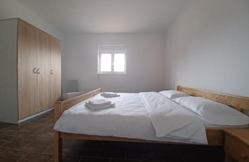 Obrovac Apartment | Apartman Milanko